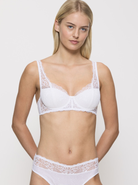 TRIUMPH OUTLET